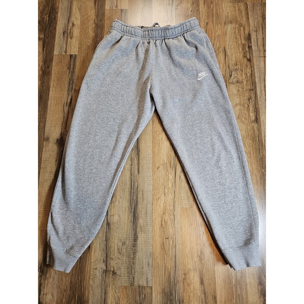Nike Sportswear Men's Medium Gray Cotton Club Fleece Jogger Workout Gym Pants